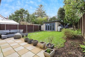 Photo 7- click for photo gallery